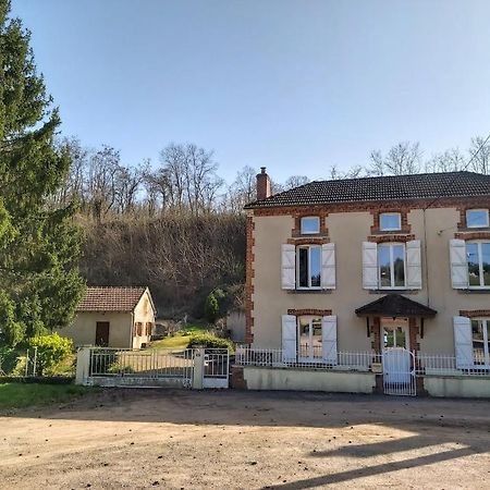 Au Pays D'Angeline Hotell La Pacaudière Eksteriør bilde